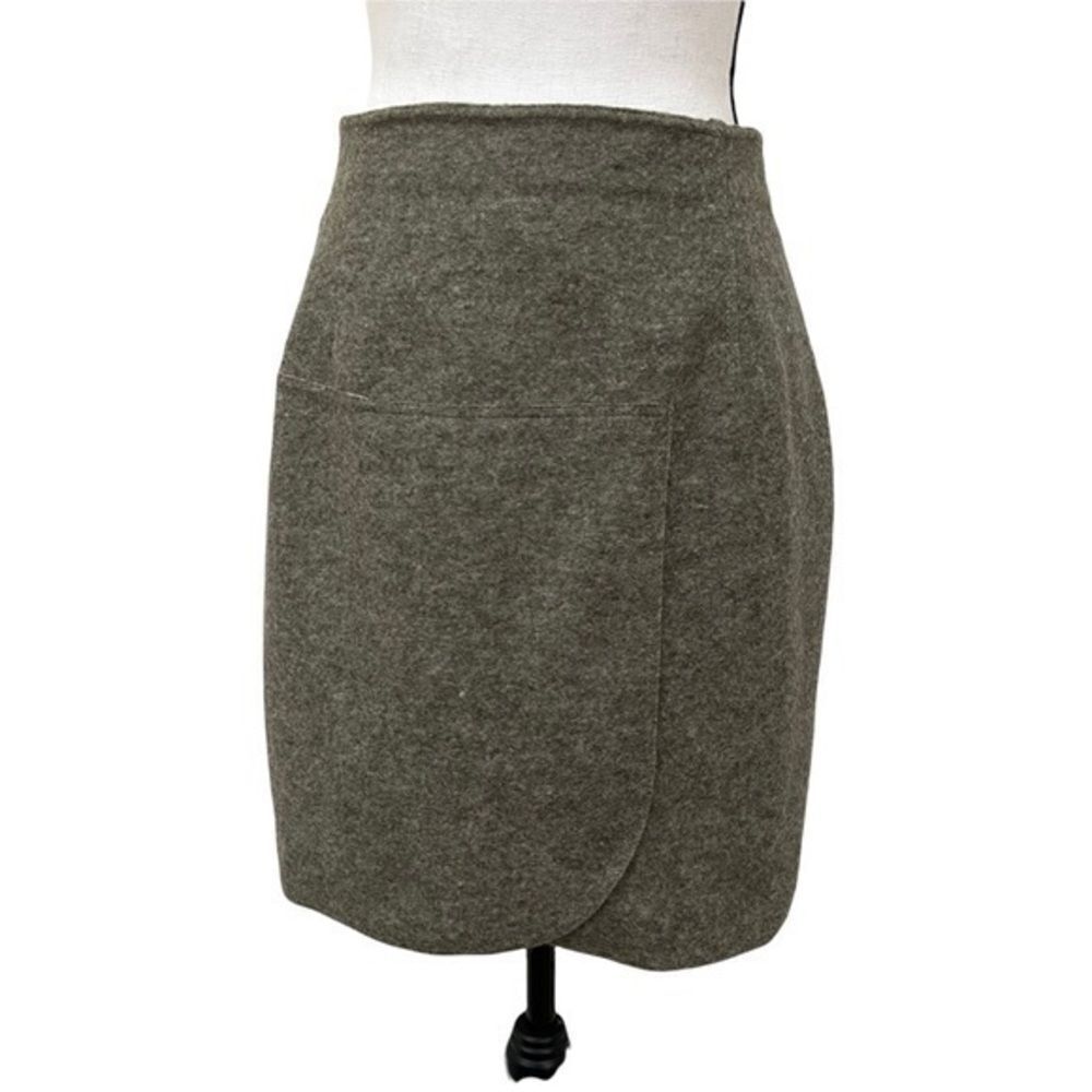 Country line green wool blend mini skirt dize 36 or S NWOT